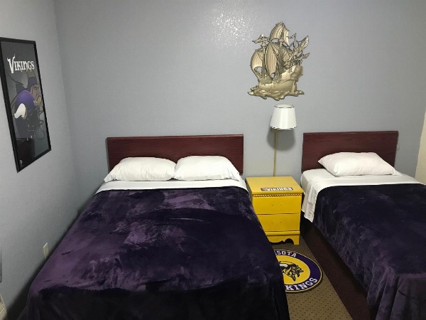 Highland Court Motel image 14