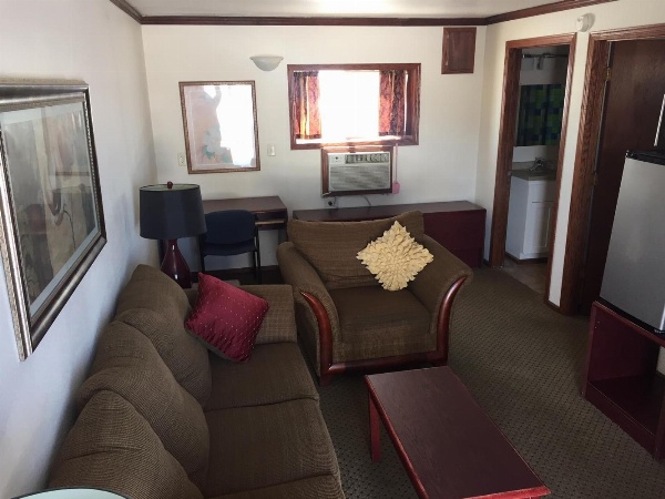 Highland Court Motel image 18
