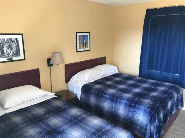 Highland Court Motel 10